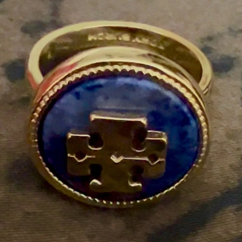 🆕 Tory Burch Authentic Gold And Blue Lapis Lazuli Round With Logo Ring Size 7